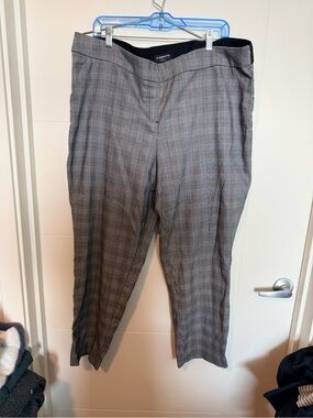 Liz Claiborne Gray Plaid Straight-Leg Dress Pants